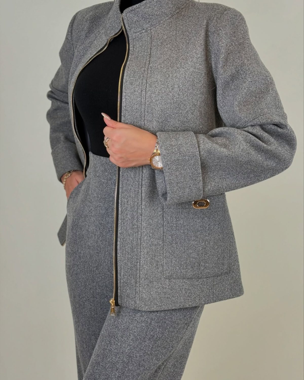 کت و شلوار زنانه بیتا - تصویر 3