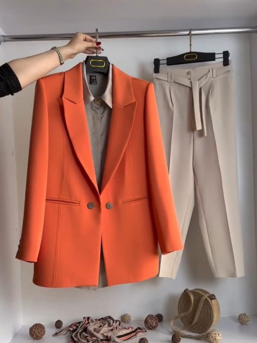 کت زنانه مدل بهارناز