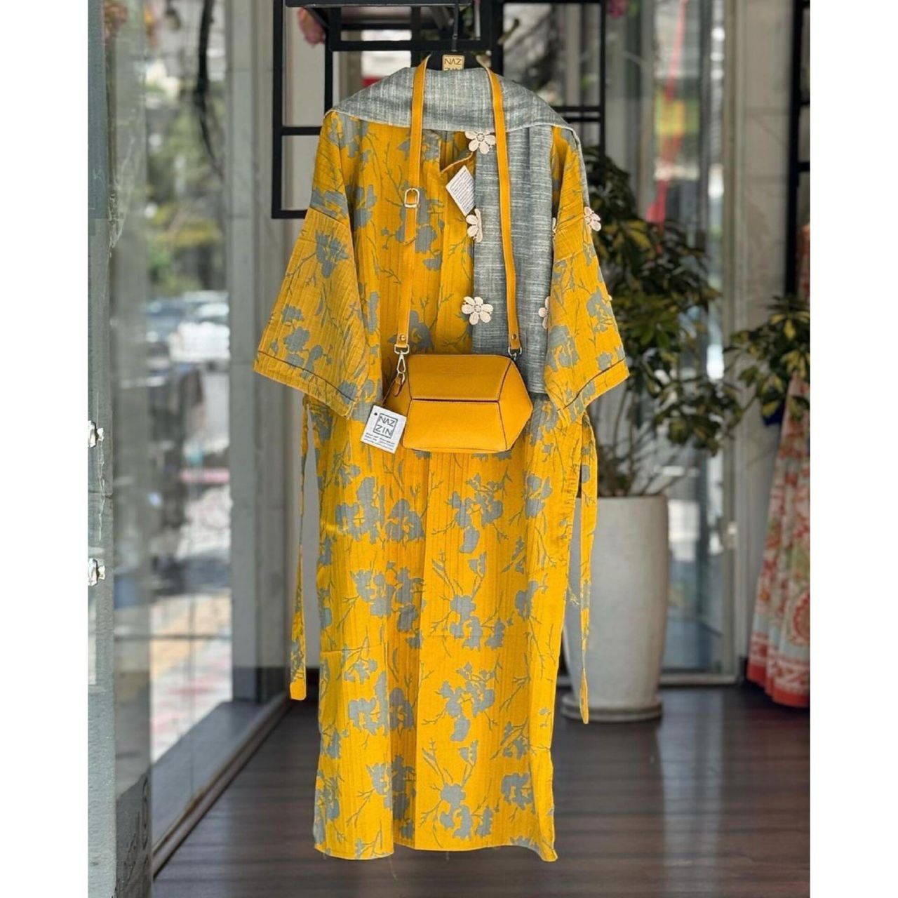 photo_2024-06-17_15-45-16.jpg کفتان مجلسی گلی - تصویر 1