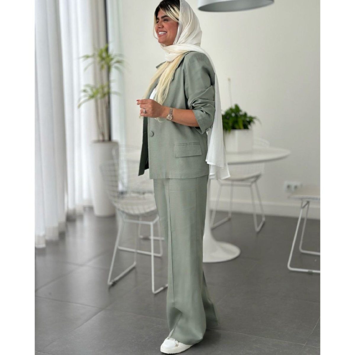 کت شلوار مجلسی دخترونه مینا - تصویر 2