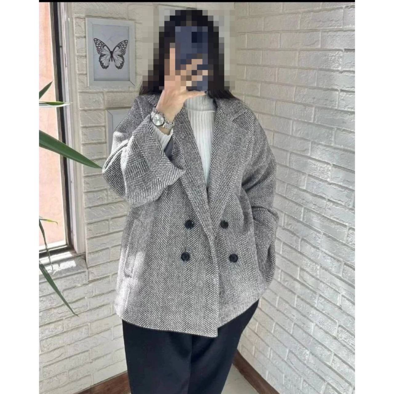 photo_2024-09-04_17-23-20.jpg کت پشمی زنانه پرستو - تصویر 1