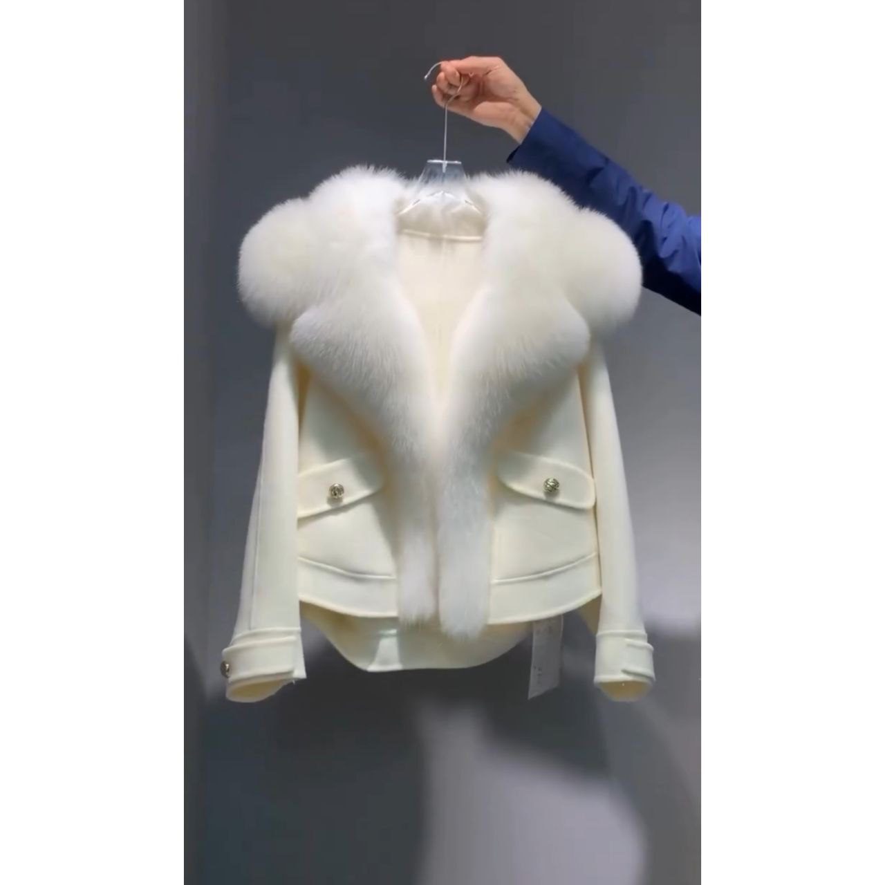 photo_2024-09-25_23-27-29.jpg پالتو فوتر خزدار ساغر - تصویر 1