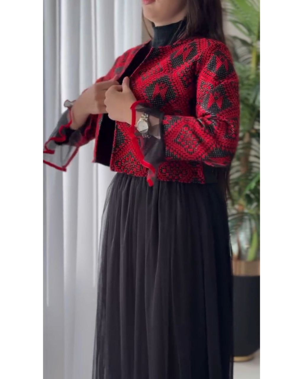 photo_2024-11-16_19-05-53.jpg کت دامن زنونه سرخ - تصویر 1
