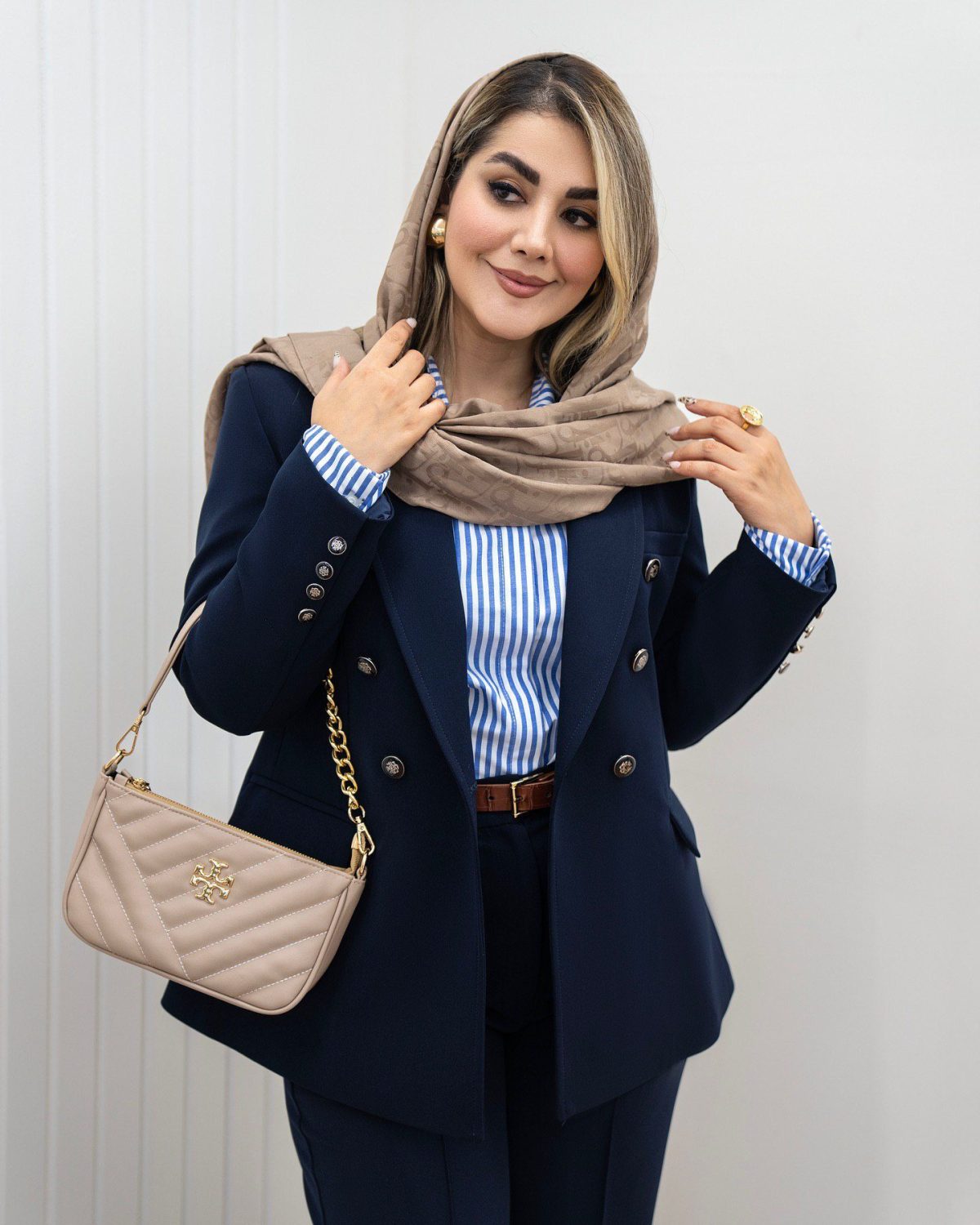 کت و شلوار زنانه کلاسیک - تصویر 5