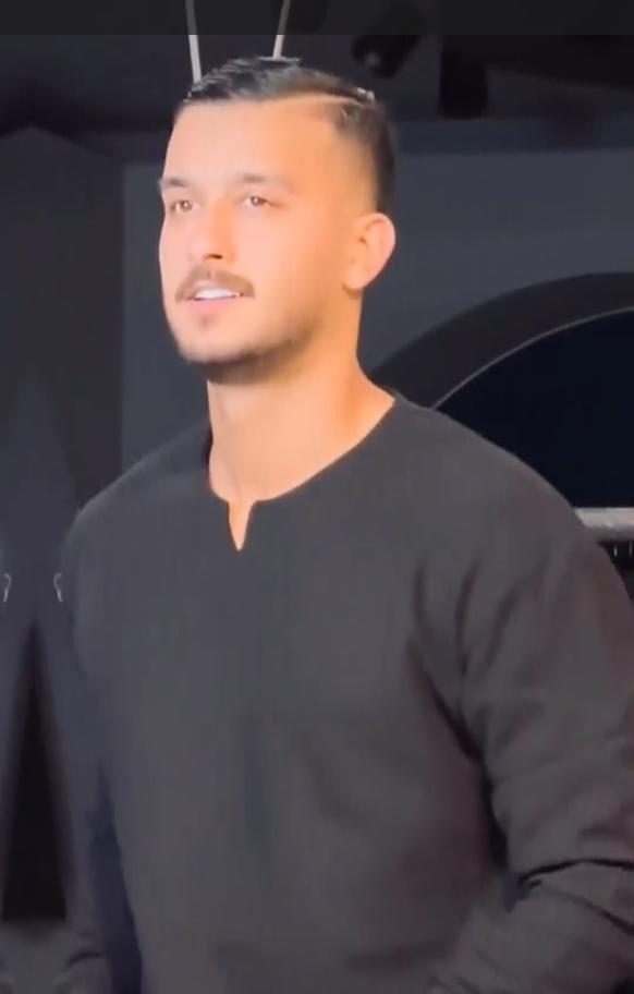 Screenshot (14) بلیز مردونه مدل پاریزان - تصویر 1