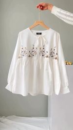 شومیز گلدوزی زنانه مدل زنبق - تصویر 3