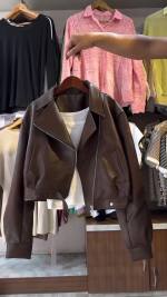 کاپشن چرم زنانه مدل حنا - تصویر 4