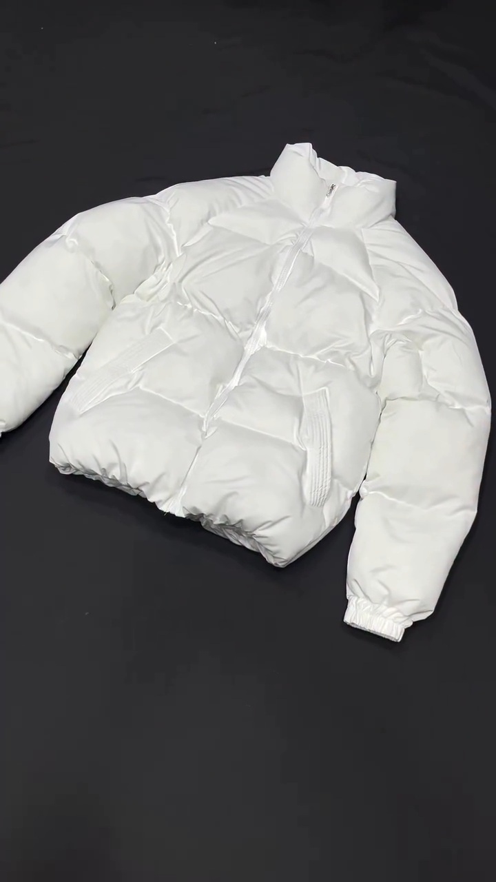 VID_20250930_202840(2) کاپشن مردانه مدل امیران - تصویر 1