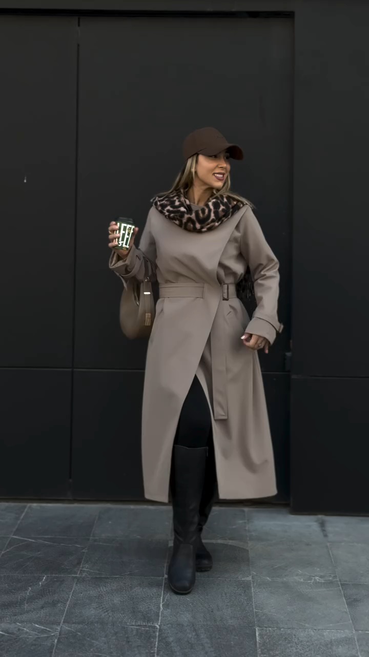 VID_20251105_124757(4) بارانی زنانه مدل گلسار - تصویر 1